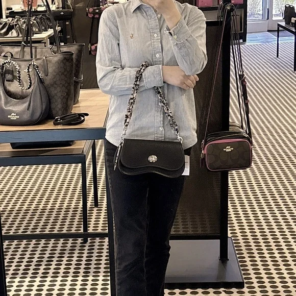 NWT Coach Wavy Dinky Bag Shoulder & Crossbody Coachtopia Black Leather CK113 - Picture 4 of 16